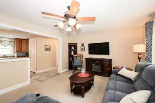 41 Farmwood Dr, Nashua, NH 03062 - Photo 9