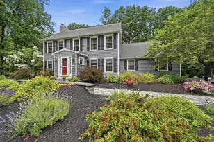 11 Montgomery Farm Rd, Derry, NH 03038 - Photo 9
