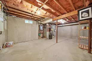 11 Montgomery Farm Rd, Derry, NH 03038 - Photo 53
