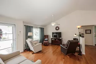 8 Cedar St, Hooksett, NH 03106 - Photo 13