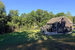 101A Seaverns Bridge Rd, Merrimack, NH 03054 - Photo 5