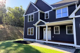 101A Seaverns Bridge Rd, Merrimack, NH 03054 - Photo 3