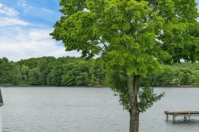 8 Heaphy Lane, Dover, NH 03820 - Photo 3