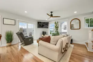 8 Heaphy Ln, Dover, NH 03820 - Photo 15