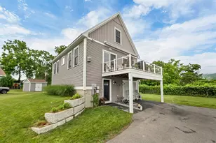 8 Heaphy Ln, Dover, NH 03820 - Photo 3
