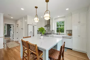 8 Heaphy Ln, Dover, NH 03820 - Photo 11