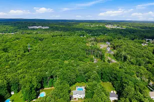 22 Hazelnut Ln, Londonderry, NH 03053 - Photo 53