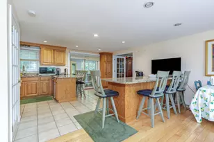 9 Severance Dr, Londonderry, NH 03053 - Photo 7