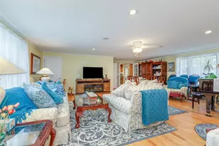 9 Severance Dr, Londonderry, NH 03053 - Photo 17