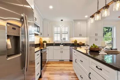 7 Beach Road, Hampstead, NH 03841 - Photo 11