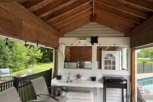 144 Old Derry Rd, Londonderry, NH 03053 - Photo 37