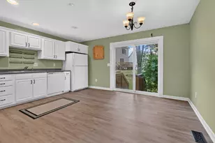41 Shadowbrook Dr, Hudson, NH 03051 - Photo 11
