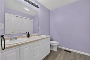 41 Shadowbrook Dr, Hudson, NH 03051 - Photo 15