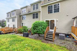 41 Shadowbrook Dr, Hudson, NH 03051 - Photo 37
