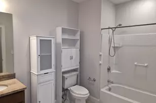 10 Braemoor Woods Rd, Salem, NH 03079 - Photo 13