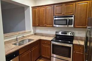 10 Braemoor Woods Rd, Salem, NH 03079 - Photo 5