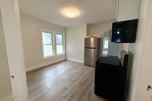 6 Holmes St, Nashua, NH 03060 - Photo 7