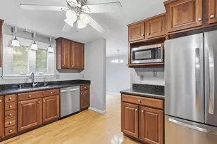 181-183 Bluff St, Salem, NH 03079 - Photo 9