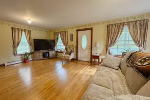1 Ainsworth Rd, Claremont, NH 03743 - Photo 19