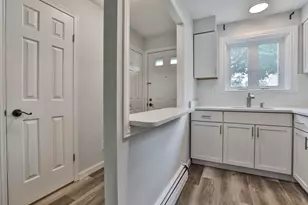 38 Shelburne Rd, Merrimack, NH 03054 - Photo 7