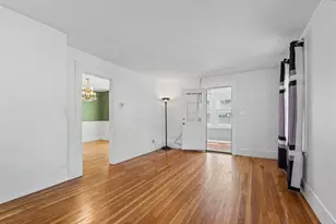20 Lawndale Ave, Nashua, NH 03060 - Photo 5