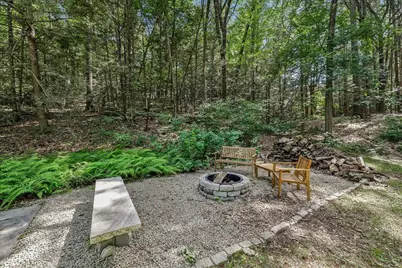 11 Hartson Circle, Hudson, NH 03051 - Photo 7
