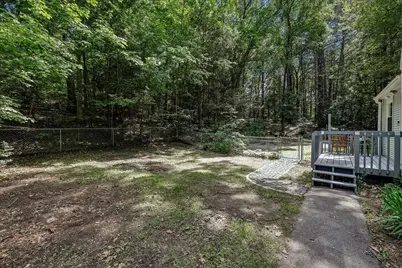 11 Hartson Circle, Hudson, NH 03051 - Photo 5