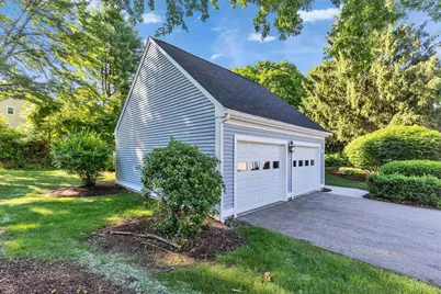 555 Straw Hill Road, Manchester, NH 03104 - Photo 3