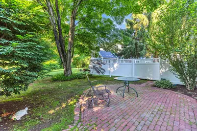 555 Straw Hill Road, Manchester, NH 03104 - Photo 7