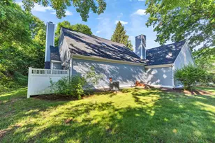 555 Straw Hill Rd, Manchester, NH 03104 - Photo 41