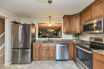 555 Straw Hill Road, Manchester, NH 03104 - Photo 11