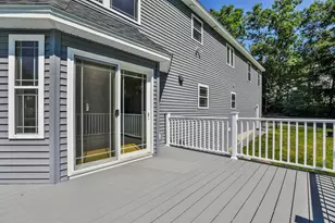 18 John King Dr, Goffstown, NH 03045 - Photo 9