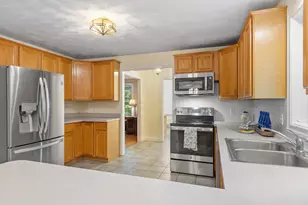 79 Wyndridge Cir, Pelham, NH 03076 - Photo 11