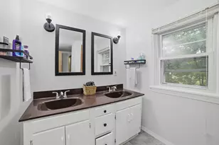 2073 Goffs Falls Rd, Manchester, NH 03103 - Photo 21