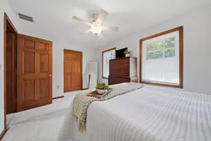 6 Veterans Rd, Amherst, NH 03031 - Photo 21