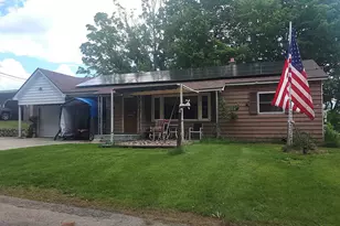 20 Ramsey St, Berlin, NH 03570 - Photo 3