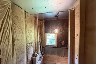 307 Denmark St, Berlin, NH 03570 - Photo 3