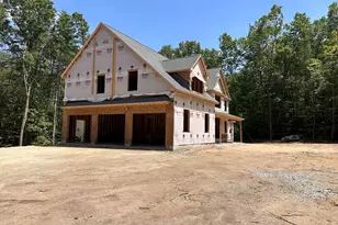22 Ponemah Rd, Amherst, NH 03031 - Photo 3