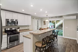 2 Hemlock Shore Dr, Atkinson, NH 03811 - Photo 3