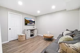 338 N Pembroke Rd, Pembroke, NH 03275 - Photo 49
