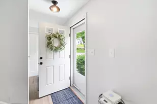 338 N Pembroke Rd, Pembroke, NH 03275 - Photo 15
