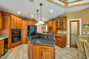 21 Goffstown Back Rd, Goffstown, NH 03045 - Photo 13