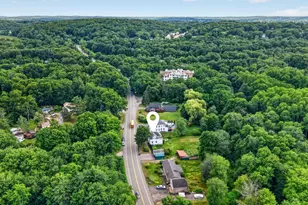 8 Newton Rd, Plaistow, NH 03865 - Photo 25