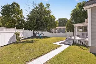 123 Smyth Rd, Manchester, NH 03104 - Photo 51