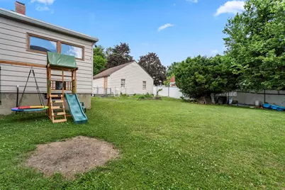 75 Dickey Street, Manchester, NH 03102 - Photo 5