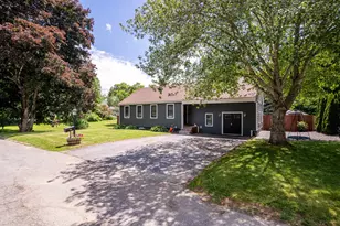 30 Elmview Cir, Dover, NH 03820 - Photo 3