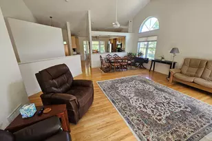 9 Hemlock Dr, Newton, NH 03858 - Photo 15