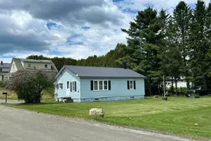 33 Edwards St, Colebrook, NH 03576 - Photo 1