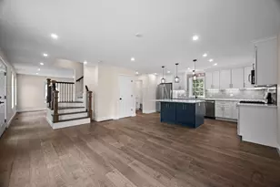 335 Raymond Rd, Chester, NH 03036 - Photo 7