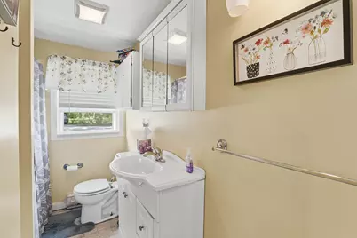 32 N Shore Road, Sandown, NH 03873 - Photo 25